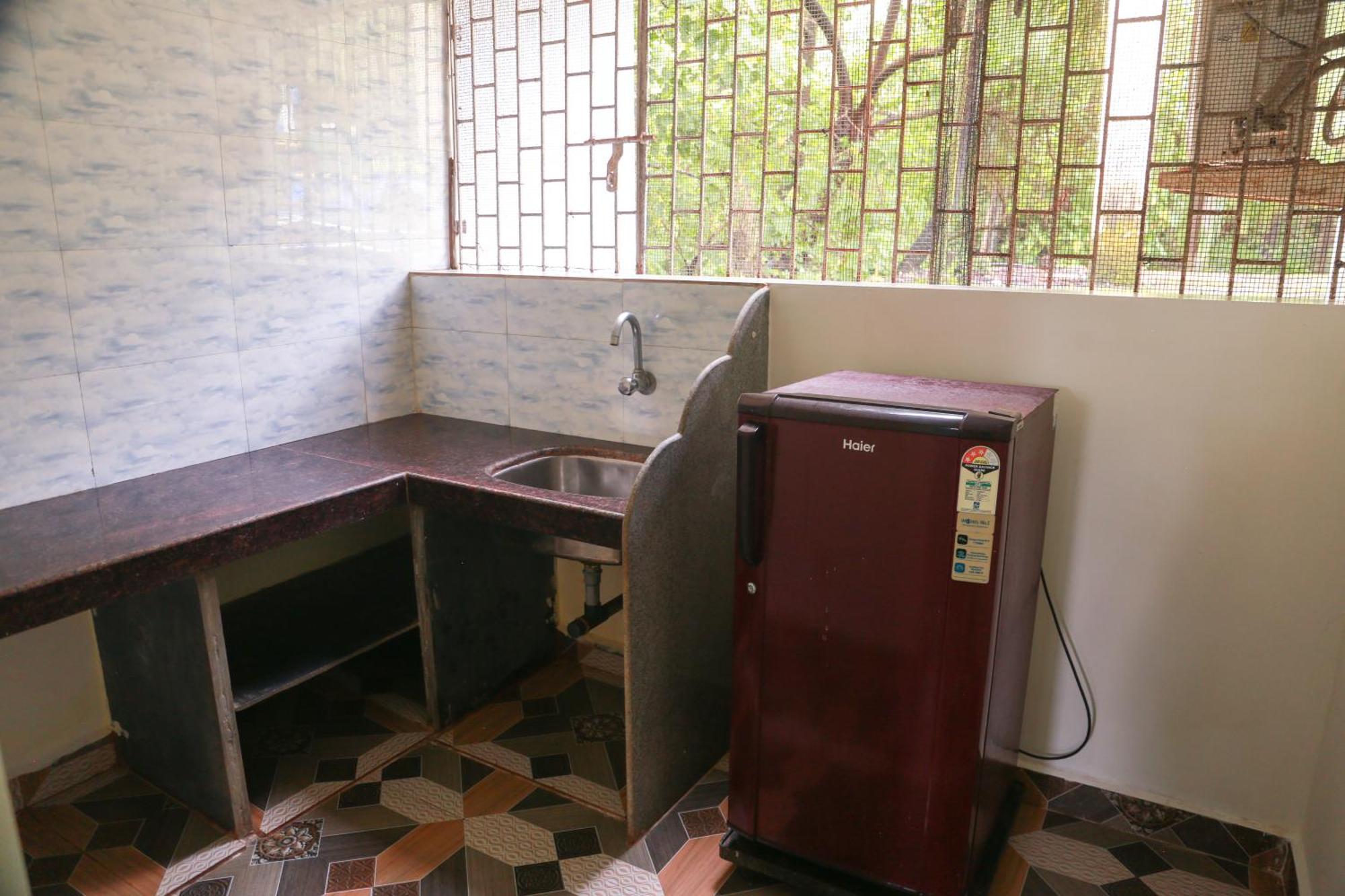 Kumbaya Beachside Hostel & Apartments At Arambol Beach Bagian luar foto