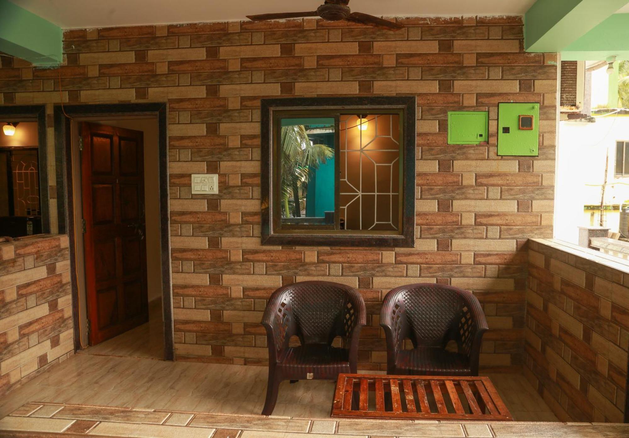 Kumbaya Beachside Hostel & Apartments At Arambol Beach Bagian luar foto