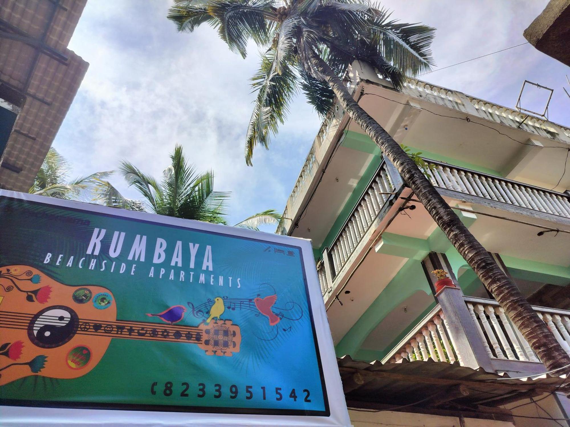 Kumbaya Beachside Hostel & Apartments At Arambol Beach Bagian luar foto